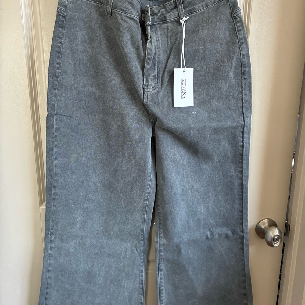 Zenana Outfitters Gray Ankle & Cropped Jeans